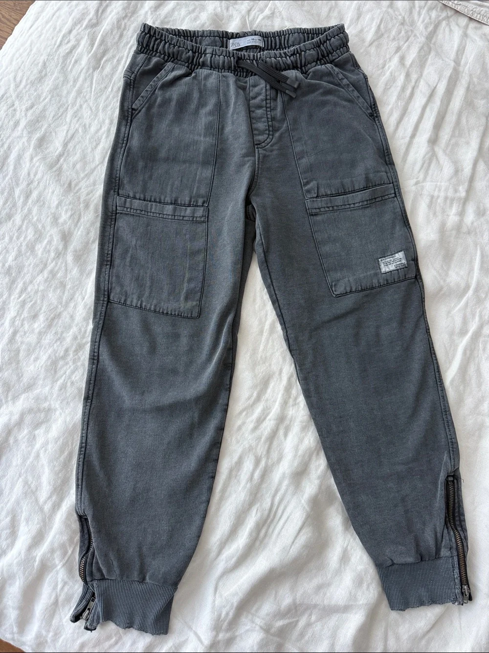 Zara Dark Gray Cargo Jogger Sweatpants